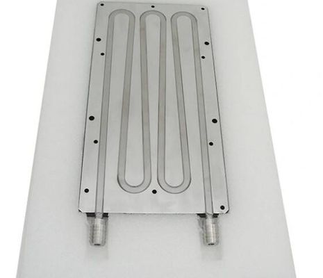 Υγρό κρύο πιάτο αργιλίου με το σωλήνα Heatsink ανοξείδωτου