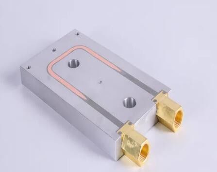 Στρατιωτικό υγρό δροσίζοντας κρύο πιάτο Heatsink βιομηχανίας