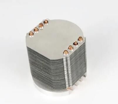 Συμπυκνωμένος σωλήνας θερμότητας χαλκού Heatsinks για τον ελαφρύ διασκεδασμό θερμότητας των οδηγήσεων